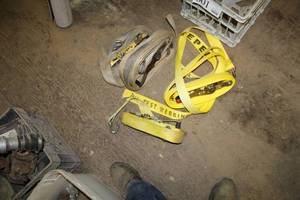 lot 301 image: Lot of (4) Heavy Duty Nylon Tie-Down Straps