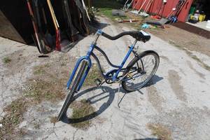 lot 330 image: Landis Womens  Single-speed  22-inch Road Bike