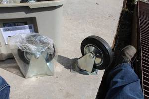 lot 350 image: Lot of (6) Stationary and Swivel Caster Wheels