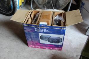 lot 357 image: Lot of (One Pair) Optimus 6x9 3-Way Flush-Mount Car Speakers