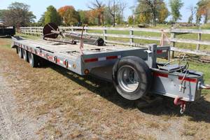 lot 9 image: 1999 Tow Master Triple-Axle Trailer 36