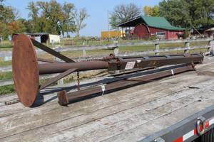 lot 10B image: Steel Lift Post 250 lbs. Capacity with Steel Beam