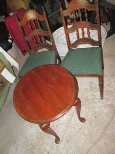 lot 4 image: (2) Vintage Chairs & Side Table...