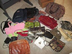 lot 16 image: Large Lot of Purses Some New With ...
