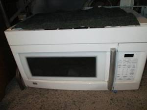 lot 39 image: Lg Microwave...