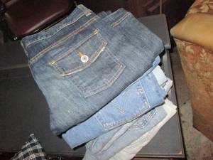 lot 51 image: Jeans (Levis, American Eagle) 30 X...