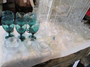 lot 54 image: Large Lot of Vintage Glass See Pho...
