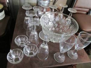 lot 61 image: Crystal Punch Bowl & Glasses See P...