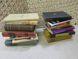 lot 14 image: Lot of 18 AntiqueVintage Books  CS...