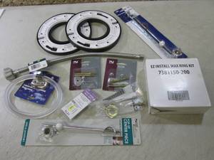 lot 41 image: Assorted ToiletBathroom Supplies ...