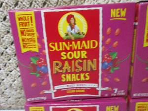 lot 106 image: 4 Boxes of Sun-Maid Sour Raisin Sna...