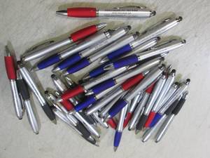 lot 131 image: Lot of 36 Stylus Ink Pens  EC1...