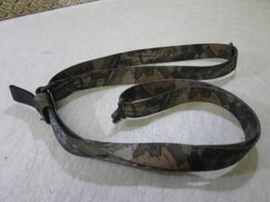 lot 140 image: Camo Strap Made In USA See Photos  ...