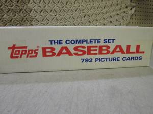 lot 144 image: Topps Baseball 792 Picture Cards Se...