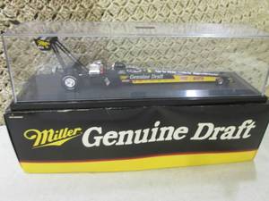 lot 155 image: NHRA Winsted Drag Racing 124 Scale...