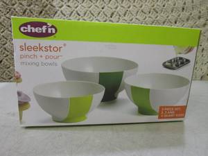 lot 180 image: 3pc Sleekstor Pinch  Pour Mixing B...