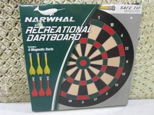 lot 195 image: Recreational Magnetic Dartboard  FS...