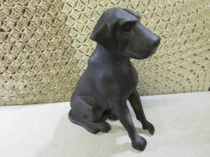 lot 204 image: Cast Iron Dog Figure 14 Tall  FDS...