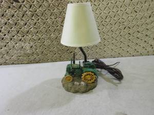 lot 233 image: John Deere Tractor Night Light Lamp...
