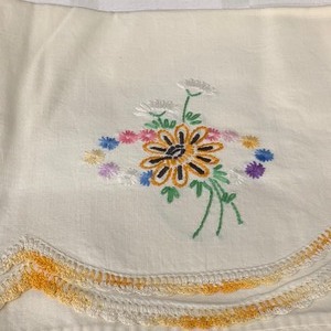 Assorted Vintage Linens