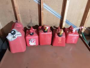 5-Gas Cans