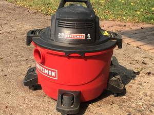 lot 48 image: Craftsman 6 Gallon Shop Vac
