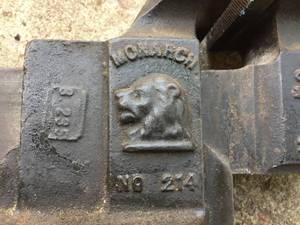 lot 89 image: Vintage Monarch Bench Vise