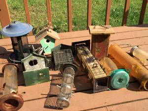 lot 106 image: Large Birdhouse And Feeder Lot