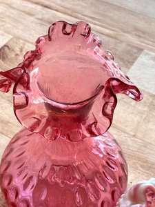 lot 241 image: Pink Thumbnail Print Glassware and Hob Nail