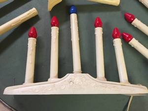 lot 255 image: Old Christmas Candle Lot