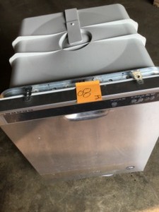 lot 8 image: WHIRLPOOL Front Control Built-in Tall Tub Dishwasher in Monochromatic Stainless Steel with 1-Hour Wash Cycle, 55 dBA SEE PICS