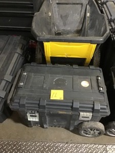 lot 11 image: PALLET WITH ASSORTED HUSKY TOOLBOXES WITH DIFFERENT SIZES & CONDITIONS SEE PICS