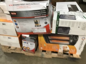 lot 37 image: ASSORTED PALLET WITH COMFORT ZONE PELONIS HEATERS SEE PICS