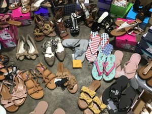 lot 45 image: MIX ASSORTED PALLET WITH JCP SHOES & SANDALS NOT USED SEE PICS