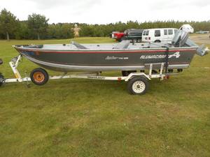 lot 3 image: 1993 Alumacraft 16 Lunker V16LTD