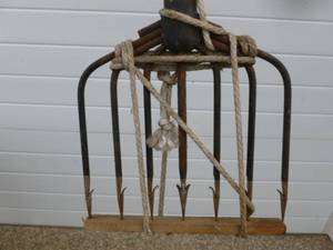 lot 5 image: Darkhouse Spear