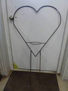 lot 37 image: Shepards Hook
