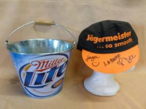 lot 61 image: Collectible