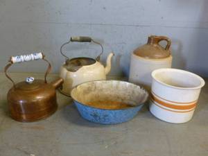 lot 76 image: Vintage Whiskey Crock