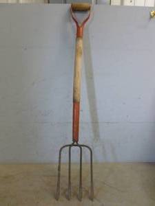 lot 78 image: Vintage Potato Fork