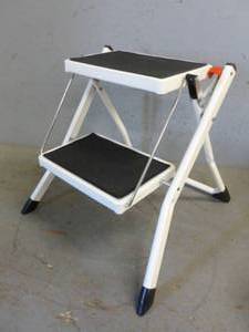 lot 83 image: Step Stool