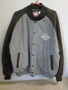 lot 118 image: Polaris Jacket