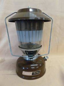 lot 151 image: Vintage Coleman Lantern