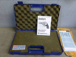 lot 184 image: Pistol Case