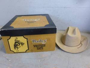 lot 187 image: Vintage Cowboy Hat