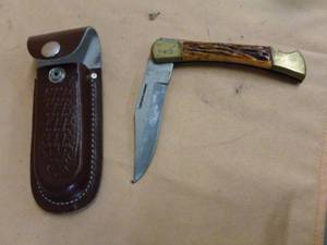 lot 214 image: Hunting Knife