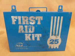 lot 245 image: Bathroom Kit