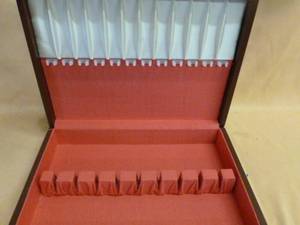 lot 279 image: Vintage Silverware Case