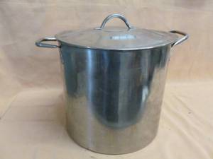 lot 287 image: Canning Kettle