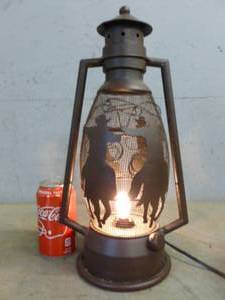 lot 303 image: Mantle Lantern